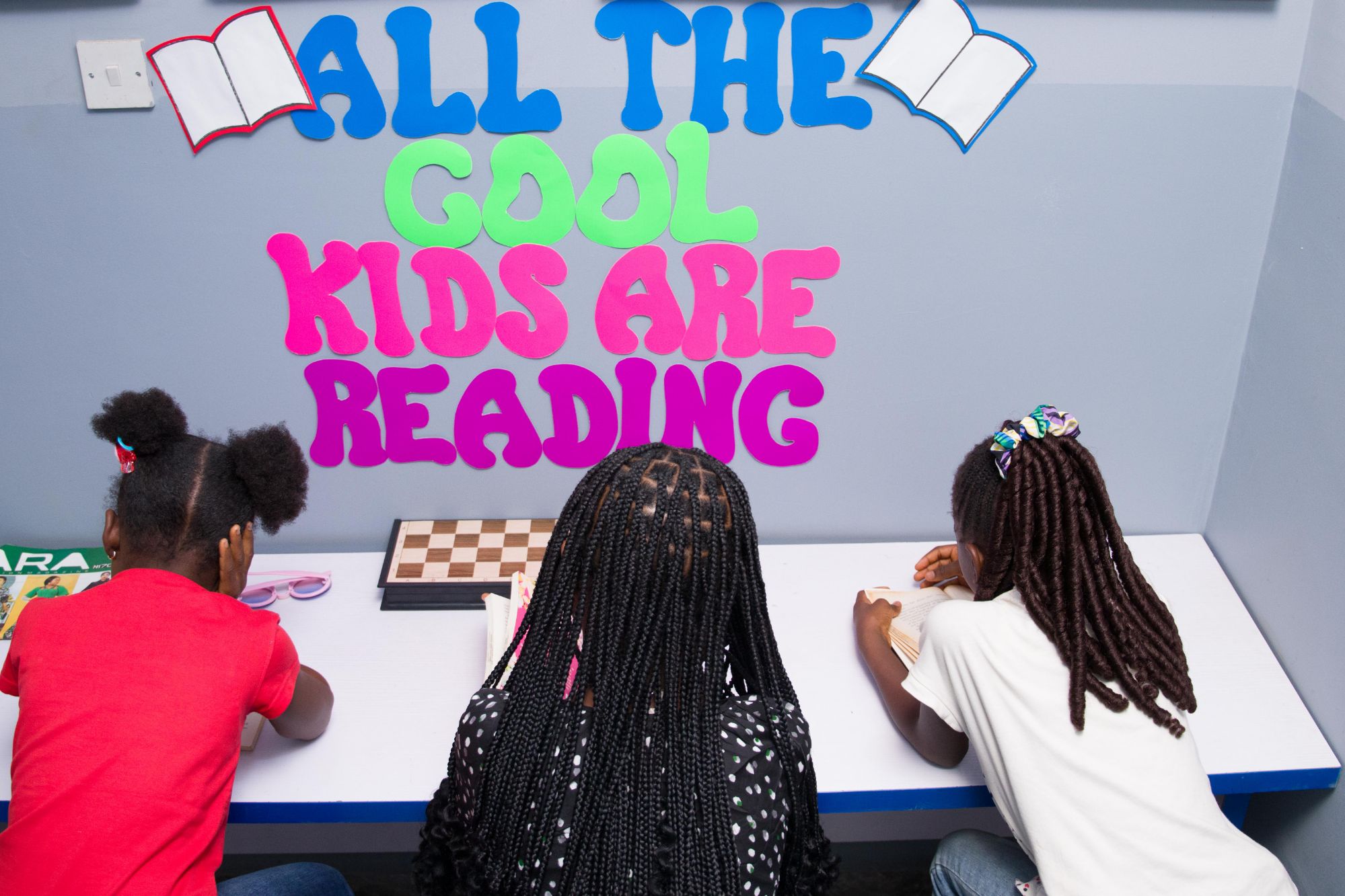 Cool kids are reading